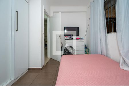 Quarto de casa à venda com 2 quartos, 154m² em Vila Fachini, São Paulo