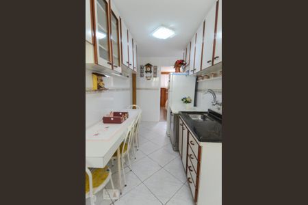 Apartamento para alugar com 60m², 2 quartos e 1 vaga Apartamento para alugar com 60m², 2 quartos e 1 vagaCozinha