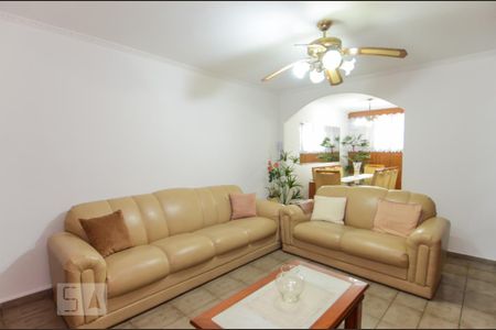 Sala de Estar de apartamento para alugar com 2 quartos, 60m² em Parque Cecap, Guarulhos