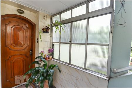 Apartamento para alugar com 60m², 2 quartos e 1 vaga Apartamento para alugar com 60m², 2 quartos e 1 vagaEntrada Apartamento