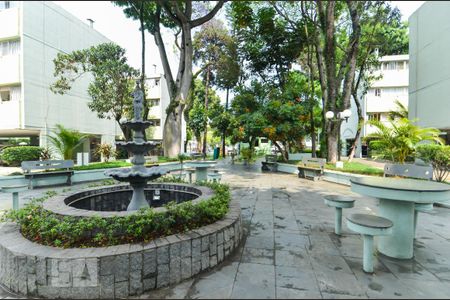 Apartamento para alugar com 60m², 2 quartos e 1 vaga Apartamento para alugar com 60m², 2 quartos e 1 vagaÁrea Comum