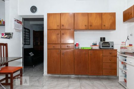 Casa à venda com 300m², 4 quartos e 4 vagasCozinha