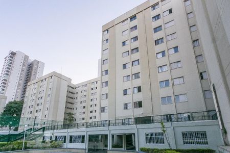 Apartamento para alugar com 58m², 2 quartos e 1 vagaFachada