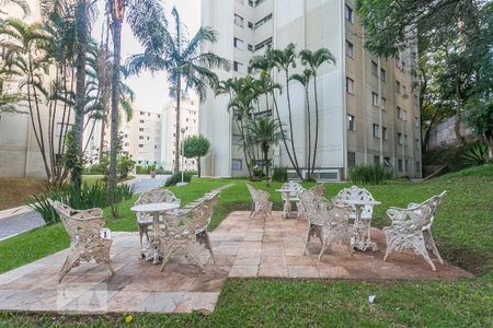 Apartamento para alugar com 58m², 2 quartos e 1 vagaArea Comum