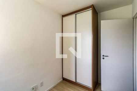 Quarto 2 de apartamento para alugar com 3 quartos, 58m² em Jardim Peri Peri, São Paulo