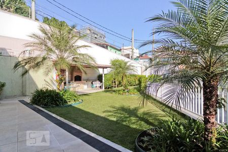 Casa de condomínio à venda com 201m², 3 quartos e 1 vagaÁrea Externa