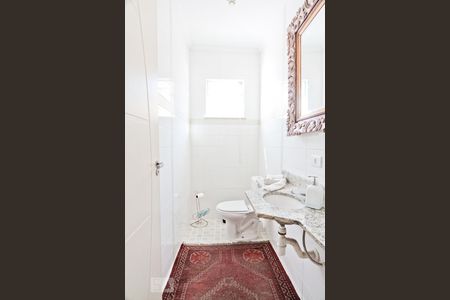 Lavabo de casa de condomínio à venda com 3 quartos, 201m² em Chora Menino, São Paulo