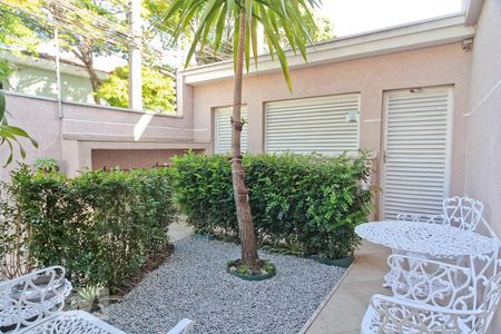 Casa de condomínio à venda com 201m², 3 quartos e 1 vagaÁrea comum