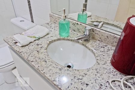 Casa de condomínio à venda com 201m², 3 quartos e 1 vagaBanheiro da Suíte 3