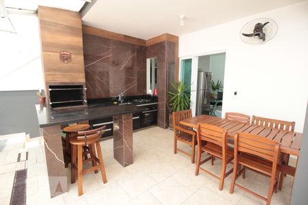 Casa para alugar com 278m², 3 quartos e 3 vagasChurrasqueira