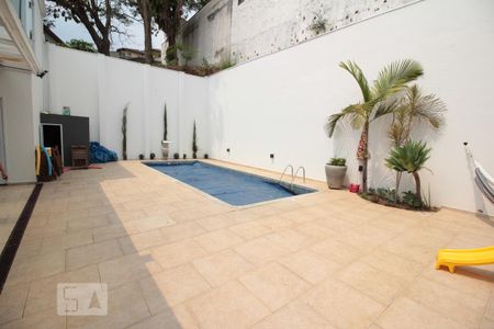 Casa para alugar com 278m², 3 quartos e 3 vagasPiscina