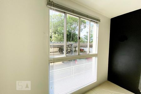 Janela da Sala de apartamento à venda com 2 quartos, 50m² em Vila Nova, Novo Hamburgo