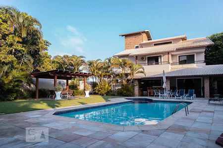 Casa de condomínio à venda com 836m², 5 quartos e 5 vagasPiscina