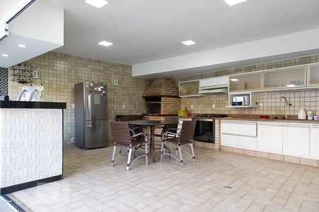 Casa de condomínio à venda com 836m², 5 quartos e 5 vagasÁrea gourmet