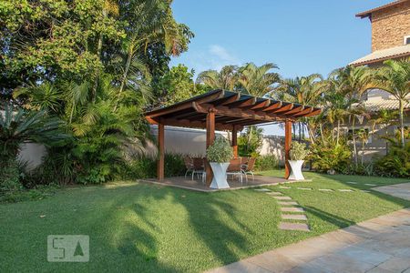 Casa de condomínio à venda com 836m², 5 quartos e 5 vagasPergolado