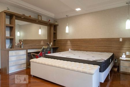 Casa de condomínio à venda com 836m², 5 quartos e 5 vagasSuíte master