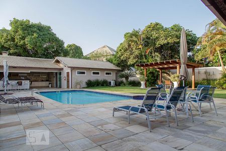 Casa de condomínio à venda com 836m², 5 quartos e 5 vagasPiscina