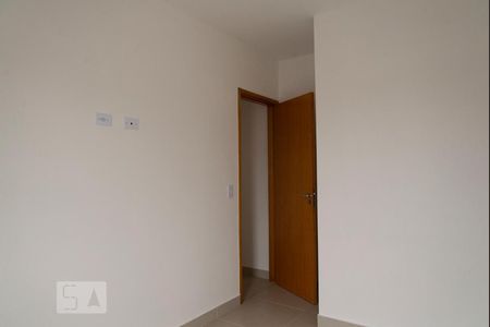 Quarto 2 de apartamento para alugar com 2 quartos, 50m² em Vila Paulo Silas, São Paulo
