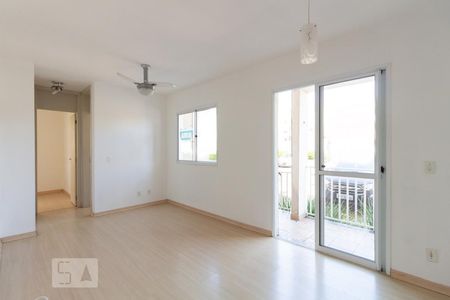 Sala de apartamento para alugar com 2 quartos, 58m² em Humaitá, Porto Alegre