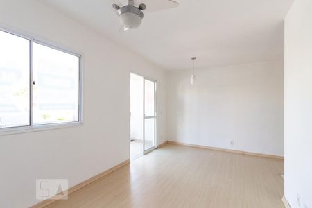 Sala de apartamento para alugar com 2 quartos, 58m² em Humaitá, Porto Alegre