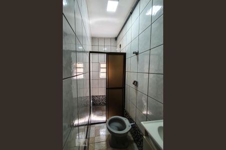 Banheiro de casa para alugar com 1 quarto, 50m² em Jardim Vergueiro (sacomã), São Paulo