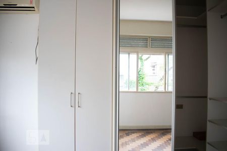 Quarto de apartamento para alugar com 1 quarto, 43m² em Menino Deus, Porto Alegre
