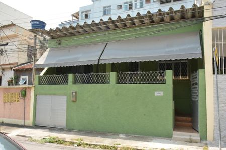 Casa para alugar com 89m², 2 quartos e 1 vagaFachada
