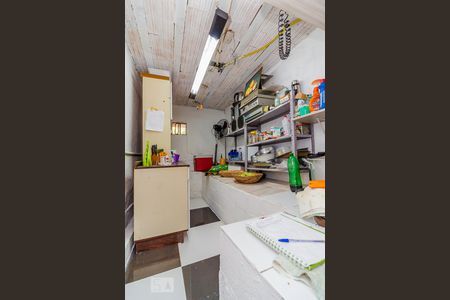 Casa à venda com 232m², 3 quartos e 2 vagasÁrea de serviço