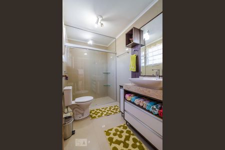 Casa à venda com 232m², 3 quartos e 2 vagasBanheiro