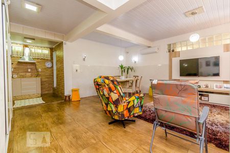 Casa à venda com 232m², 3 quartos e 2 vagasSala de jantar