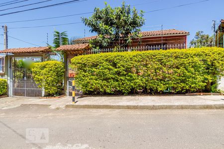 Casa à venda com 232m², 3 quartos e 2 vagasFachada