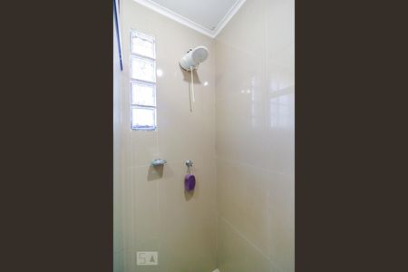 Casa à venda com 232m², 3 quartos e 2 vagasBanheiro - chuveiro