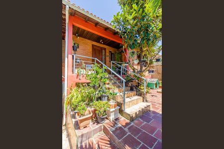 Casa à venda com 232m², 3 quartos e 2 vagasFachada