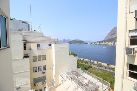 Apartamento para alugar com 250m², 3 quartos e 1 vaga Apartamento para alugar com 250m², 3 quartos e 1 vagaVista do Corredor