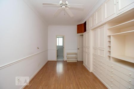 Apartamento para alugar com 250m², 3 quartos e 1 vaga Apartamento para alugar com 250m², 3 quartos e 1 vagaQuarto 1