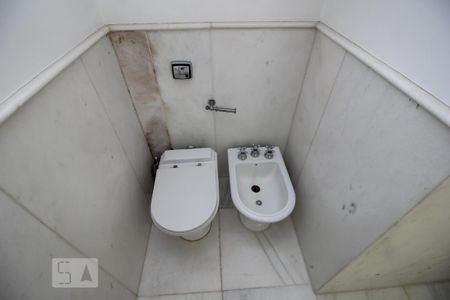 Apartamento para alugar com 250m², 3 quartos e 1 vaga Apartamento para alugar com 250m², 3 quartos e 1 vagaBanheiro Social