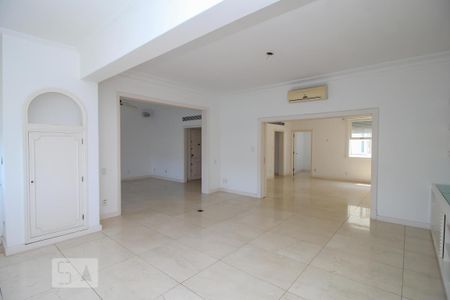 Apartamento para alugar com 250m², 3 quartos e 1 vaga Apartamento para alugar com 250m², 3 quartos e 1 vagaSala 2