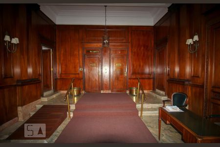 Apartamento para alugar com 250m², 3 quartos e 1 vaga Apartamento para alugar com 250m², 3 quartos e 1 vagaEntrada do Prédio