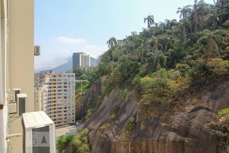 Apartamento para alugar com 250m², 3 quartos e 1 vaga Apartamento para alugar com 250m², 3 quartos e 1 vagaVista do Quarto 3