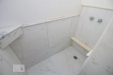 Apartamento para alugar com 250m², 3 quartos e 1 vaga Apartamento para alugar com 250m², 3 quartos e 1 vagaBanheiro Social