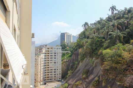 Apartamento para alugar com 250m², 3 quartos e 1 vaga Apartamento para alugar com 250m², 3 quartos e 1 vagaVista do Quarto 2