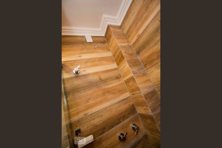 Banheiro  de apartamento para alugar com 1 quarto, 40m² em Auxiliadora, Porto Alegre