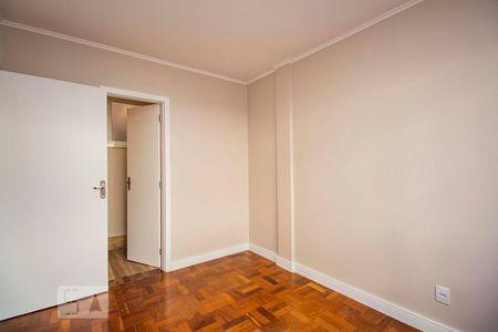 Quarto  de apartamento para alugar com 1 quarto, 40m² em Auxiliadora, Porto Alegre