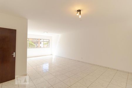 Salas de apartamento para alugar com 3 quartos, 143m² em Cambuí, Campinas