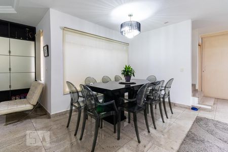 Sala de Jantar de casa à venda com 3 quartos, 400m² em Jardim Santa Helena, São Paulo