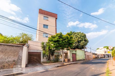 Apartamento para alugar com 80m², 3 quartos e 1 vagaFachada