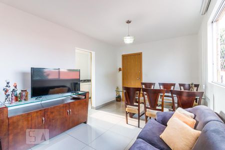 Sala de apartamento para alugar com 3 quartos, 80m² em Jardim América, Belo Horizonte