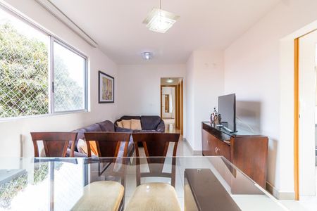 Sala de apartamento para alugar com 3 quartos, 80m² em Jardim América, Belo Horizonte