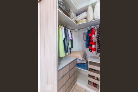 Suíte de apartamento para alugar com 3 quartos, 80m² em Jardim América, Belo Horizonte