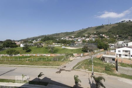QUARTO 1 de apartamento para alugar com 2 quartos, 30m² em Morro Santana, Porto Alegre